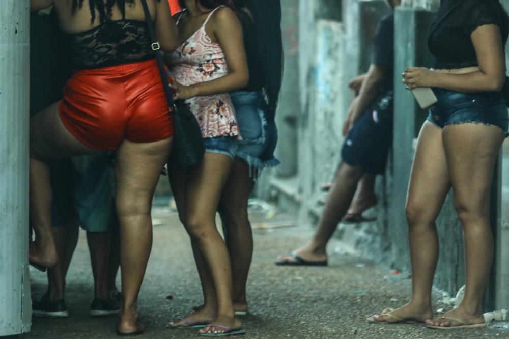  Find Prostitutes in Bani Mazar,Egypt